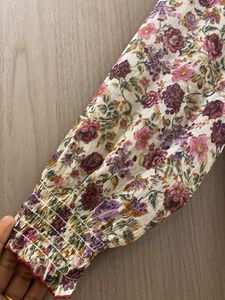 Floral Print Fig M size Top