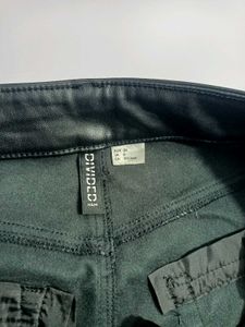 H&amp;M Black Leather Pants Sz  26-28 Excellent