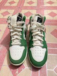 Jordan Sneakers