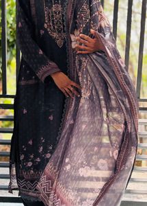 Elegant Women&#39;s Ethnic Kurta Set