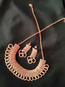 Sparkly Rose Gold Necklace & Earring Set