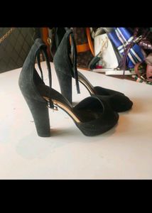 Rocia Branded Heel