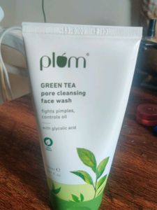 Plum Green Tea Face Wash