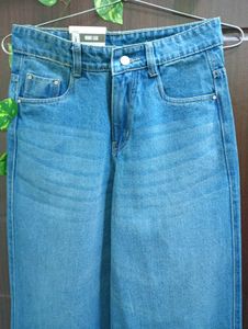 Here&#39;s A Perfect Flared/Wide Leg Jeans For You!!