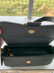 Black Solid Shoulder Bag