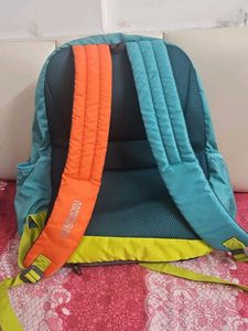 American Tourister Backpack with Raincoat Cover