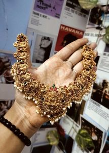 Elegant Jewellery Set