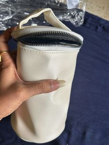 Clinique Cute Cylinder Pouch