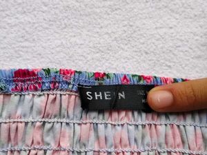 Shein : Floral Print Tube Top
