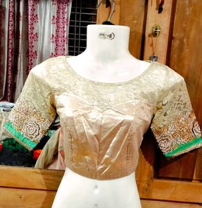 Beautiful 😍 Saree With Blouse