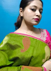 Handloom Elegant Green &amp; Pink Saree