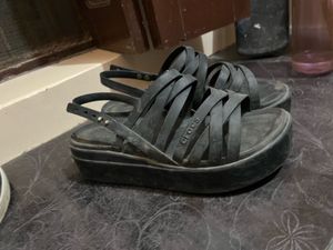 Crocs Sandles Used But In Goood Quality