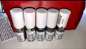 Set of Revolution Eyeshadow 5 Pack