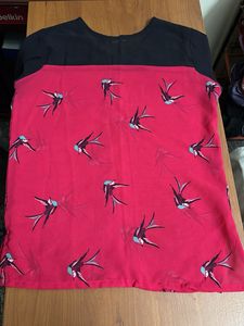 Chic Bird Print Top