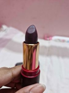 Lakme Cushion Matte Lipstick