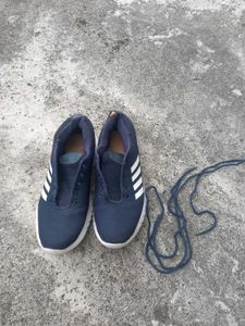 Sports shoe for men