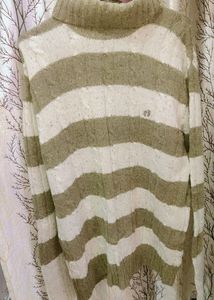 Woolen Sweater Nd Shrug