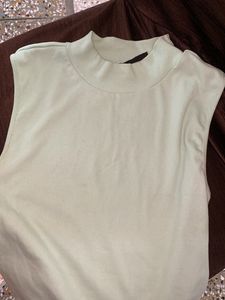 Ribbed Sleeveless Top