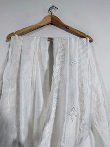 White Embroidered Dupatta (Women&#39;s)