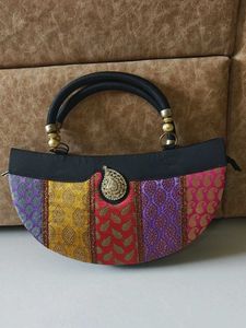 Ethnic J Blues Hand Bag With Diamond Broach