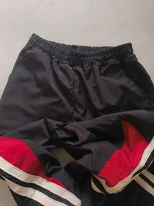 JOGGERS • Stylecast×Revolte