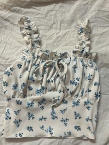 Floral Ruffle Crop Top