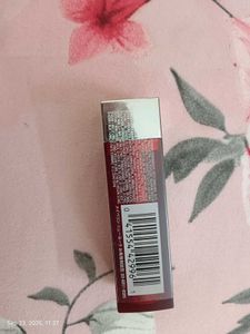 Maybelline Divine Wine Lipstick