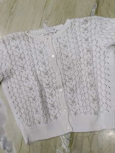 Elegant White Knit Cardigan