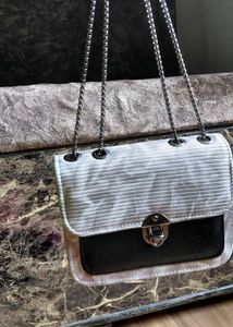 Handbag /shoulderbag👛