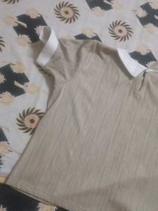 Stylish Collared Short Sleeve Top