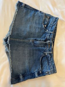 Frayed Hem Denim Skorts