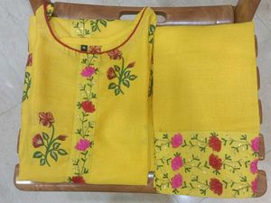 Floral Embroidered Kurti &amp; Pant Set