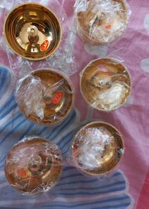Brass diya set