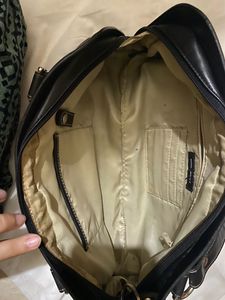 SALE🎀 !!Authentic Imported Nine West Leather Bag