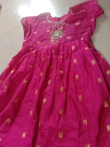 Pearl Embroidered Kurta