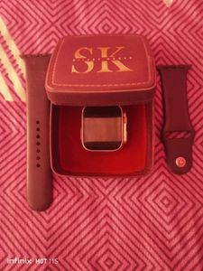 Smart Watch with Extra Bands
