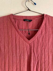 Coral V-Neck Tee