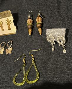Pretty Earrings Set