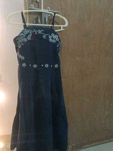 Floral Embroidered Sundress size M