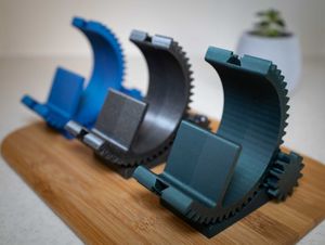 Gear Design Phone Stand