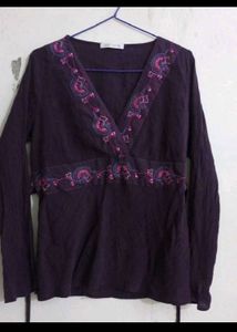 Embroidered V-Neck Long Sleeve Top