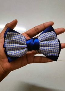 Blue Patterned Bow clip