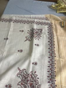 Elegant Ethnic Shawl