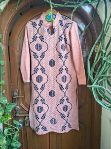 Elegant Embroidered Kurta