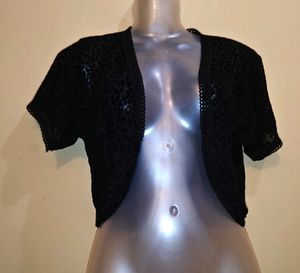 Size S/M 🎁Buy 2 Get 1 Free🎁 Lace Bolero Shrug