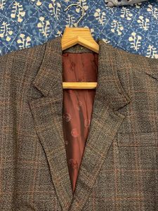 Men’s Coat And pants, Chest 42, Brown