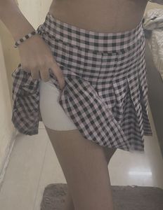 y2k pink&amp;black pleated skirt