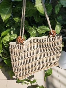 Woven Tote Bag with Wooden Handle Detail