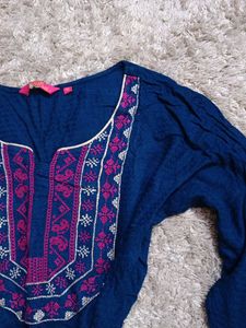 Embroidered Tunic Top