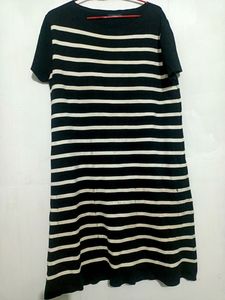 White Black Woolen Long Stylish Top